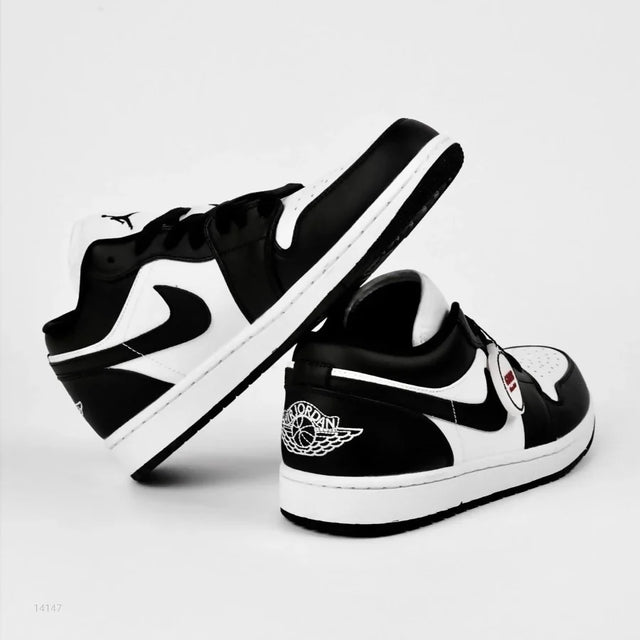 Sepatu Sneaker Pria