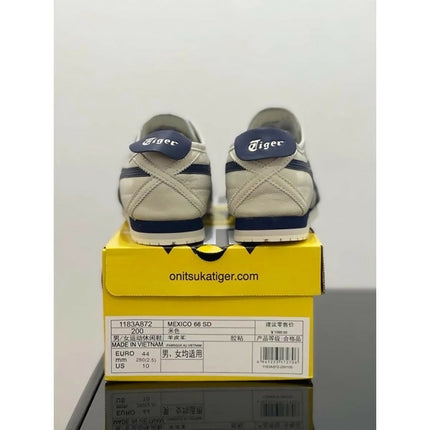 ￼Promo Sepatu 0nitsuka Tiger Super Deluxe Indiana ink / Cream Navy