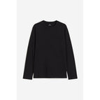 Black / M