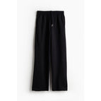 Black / M