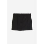 Black / 32