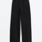 Black / 32